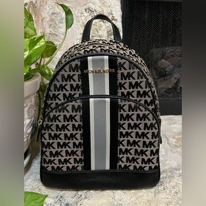 Michael Kors Abbey Medium Back Pack